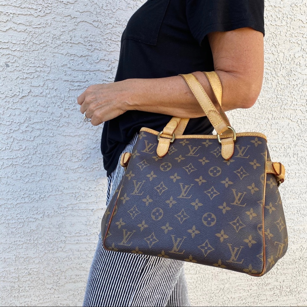 SOLD Louis Vuitton Batignolles Vertical PM - Picture 2 of 16